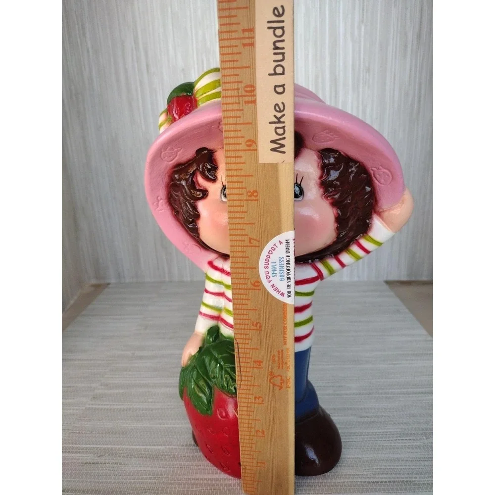 Vintage Strawberry Shortcake Bank Ceramic Hand‎ Painted 11